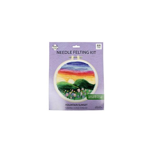 Fabric Editions Needle Felting Kit 6" Round