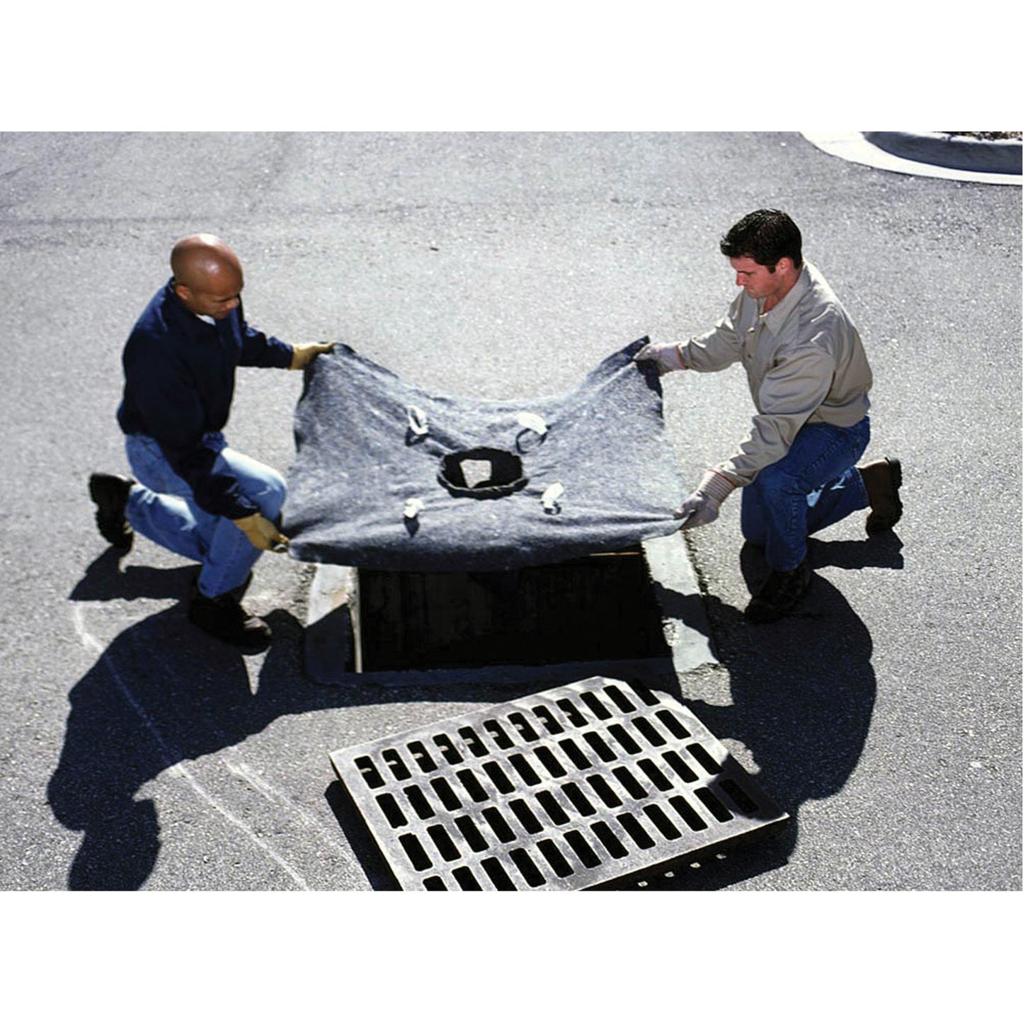 Ultratech Recycled Ultra-Drain Guard® Catch Basin Insert, Oil & Sediment, 48" L x 36" W