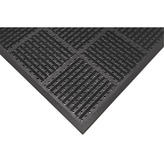 Wearwell Outfront Reversible No. 227 Mat, Rubber, Scraper Type, Slotted Pattern, 3' x 6', Black
