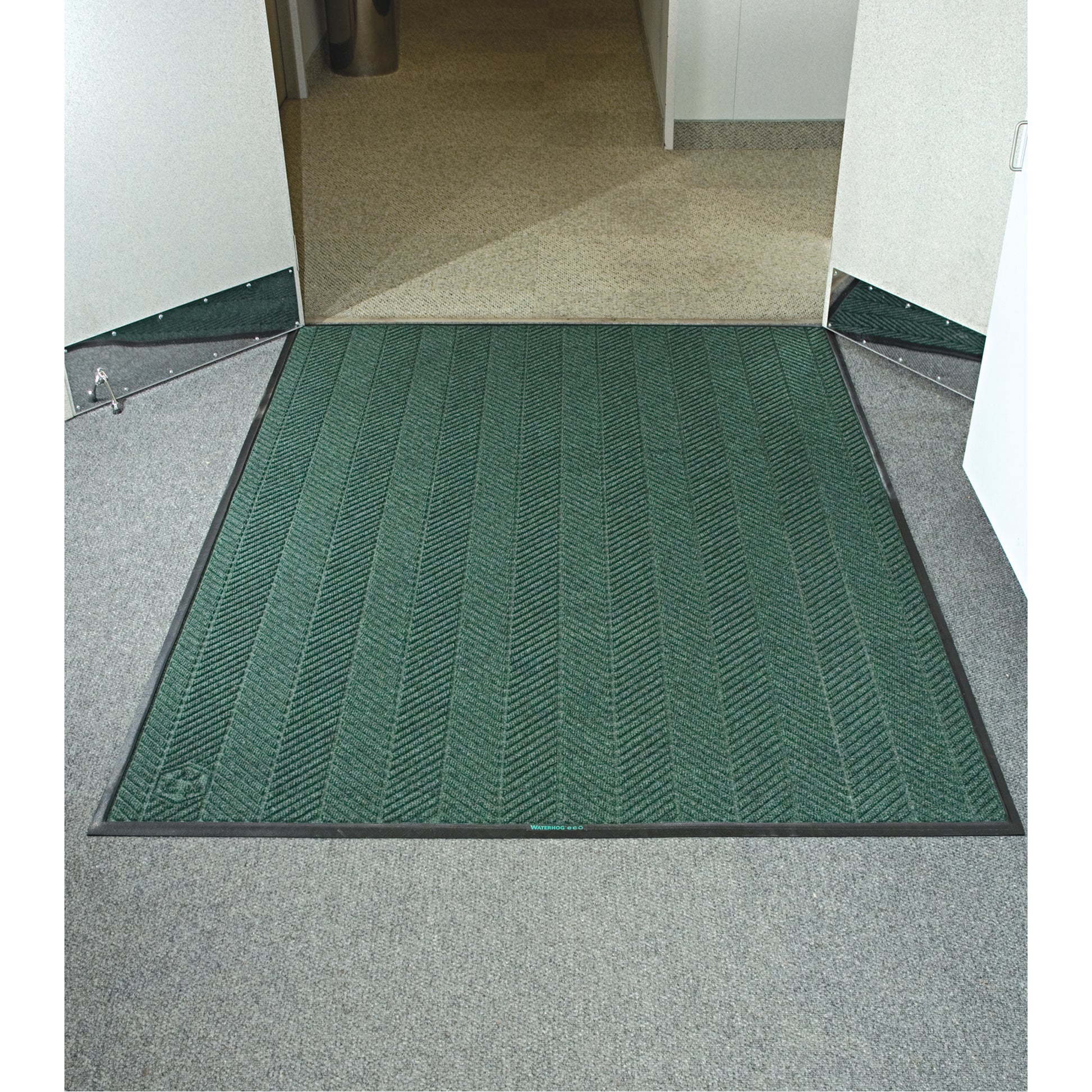 M+A Matting Waterhog® Eco Elite Matting, Wiper/Scraper, 3' x 8' x 3/8", Southern Pine