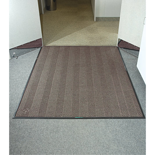 M+A Matting Waterhog® Eco Elite Matting, Wiper/Scraper, 4' x 6' x 3/8", Chestnut Brown