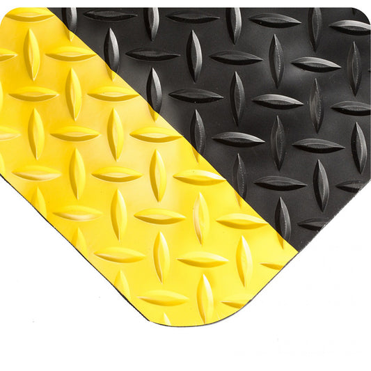 Wearwell SpongeCote® Mats No.415, Diamond, 2' x 10' x 9/16", Black/Yellow, PVC Sponge