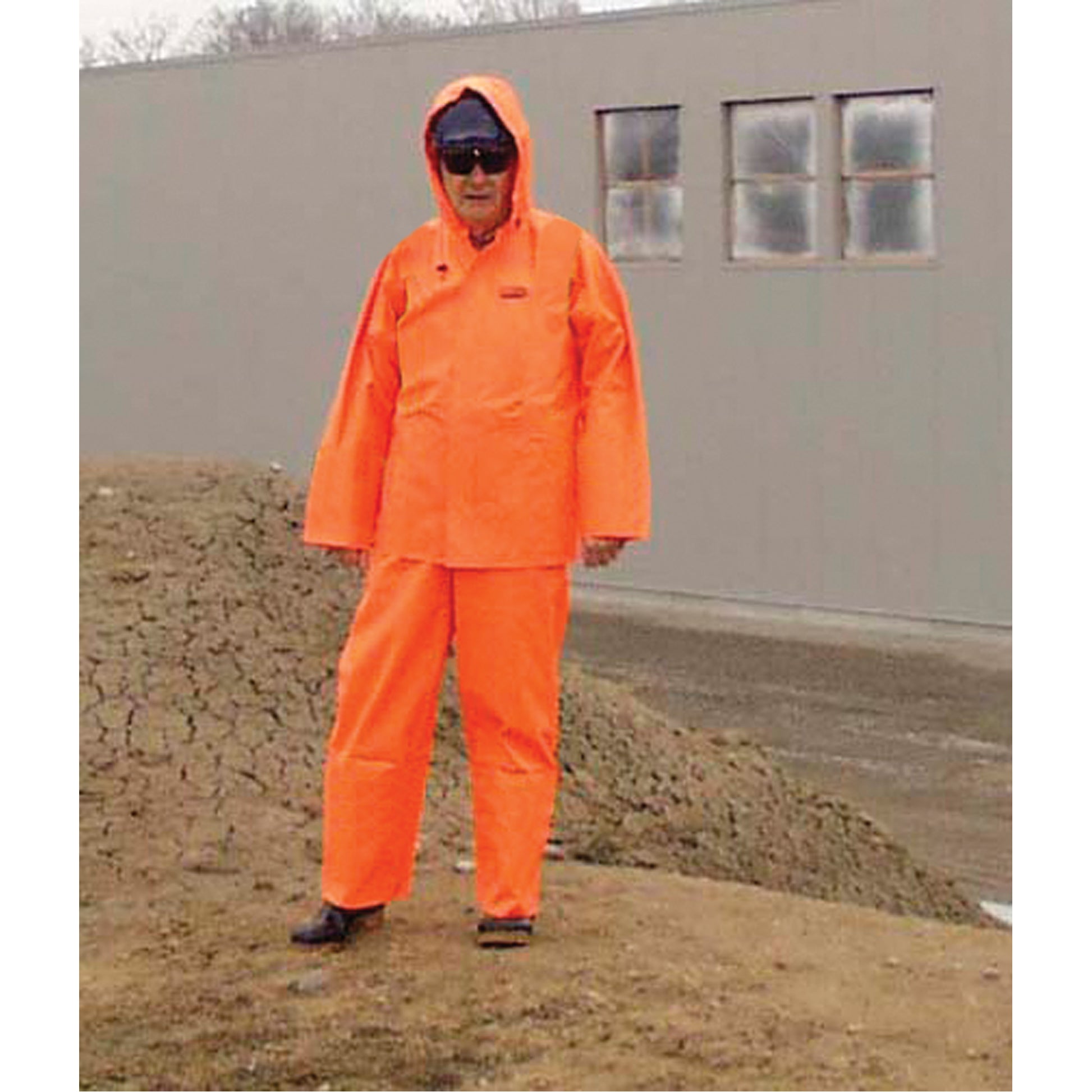 Hurricane Flame Retardant/Oil Resistant Rain Suits - Rainsuits, Medium, High Visibility Orange