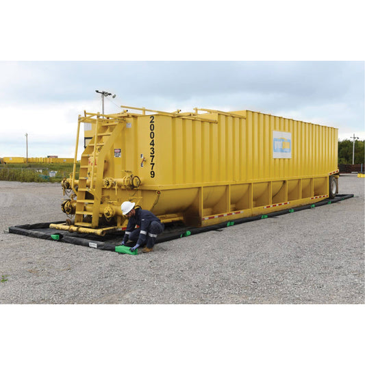Ultratech Plus Ultra-Containment Berm®, 39 US gal. Capacity, 4' W x 4' L x 0.3" H, Foam Wall