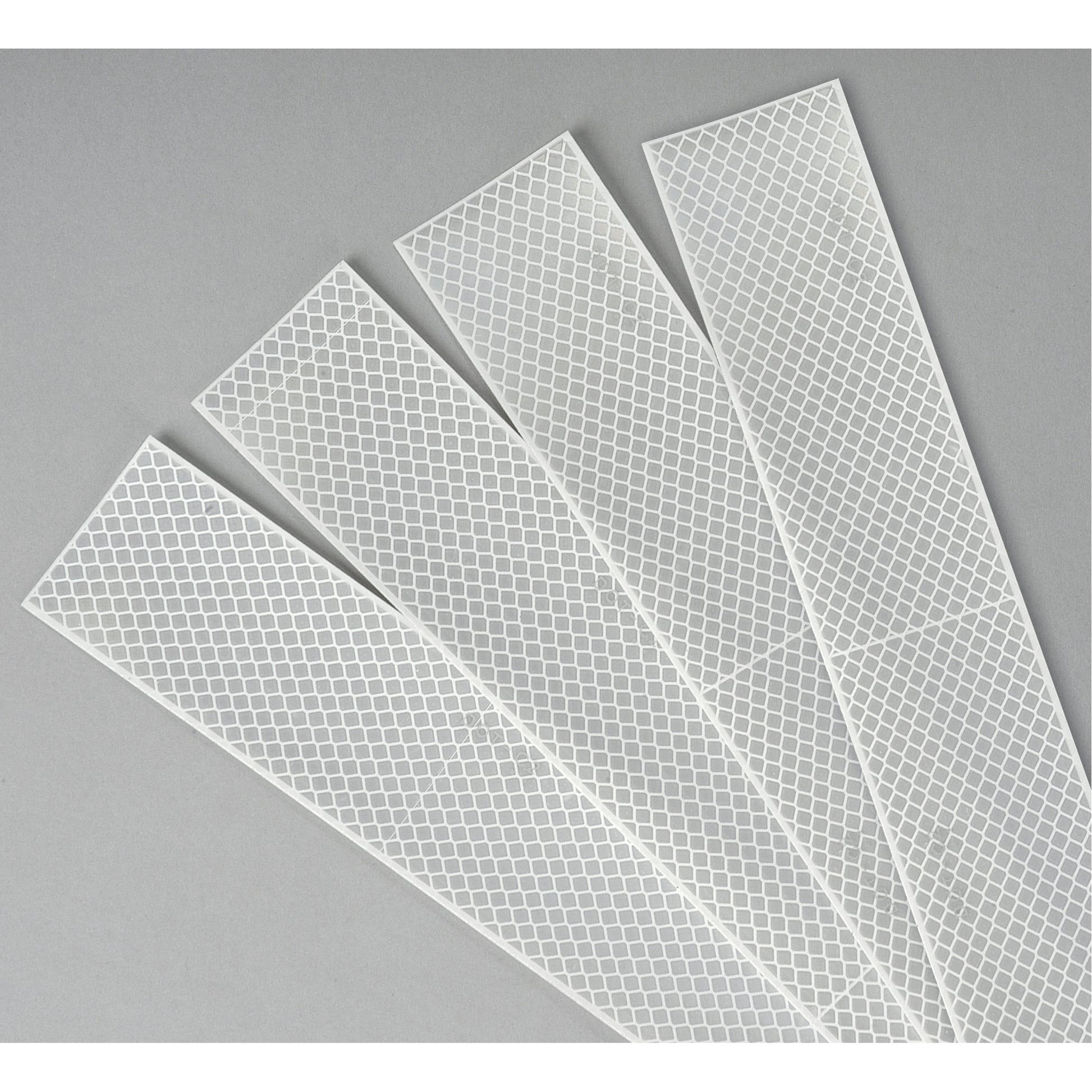 3M 3M™ Scotchlite™ Diamond Grade™ Conspicuity Sheeting Series 983, 2" W x 12" L, White